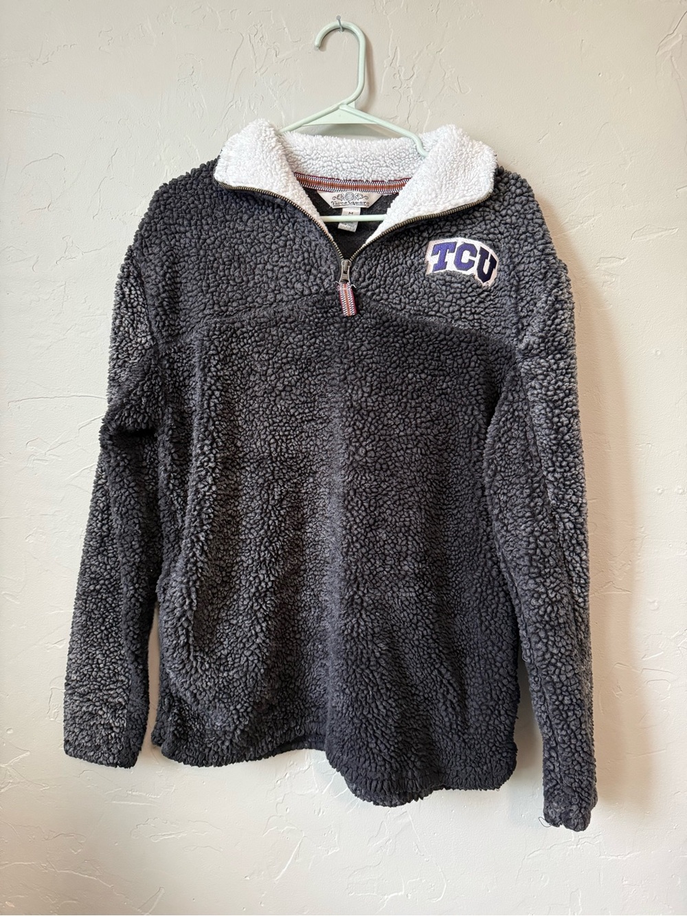 Three Square TCU Faux Fur Fleece Pullover Sweater Size M
